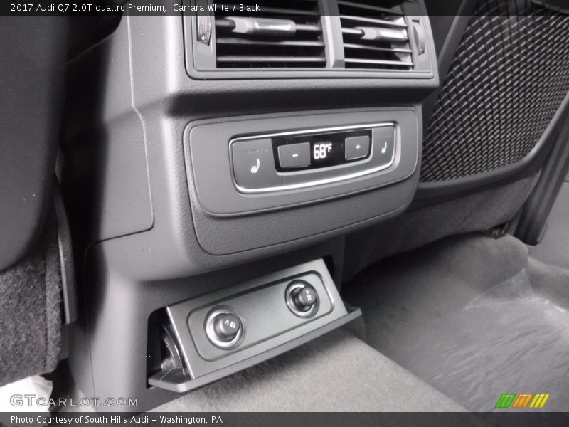 Controls of 2017 Q7 2.0T quattro Premium