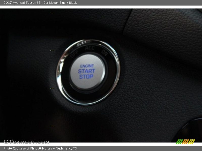 Caribbean Blue / Black 2017 Hyundai Tucson SE
