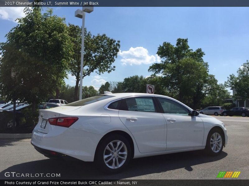 Summit White / Jet Black 2017 Chevrolet Malibu LT