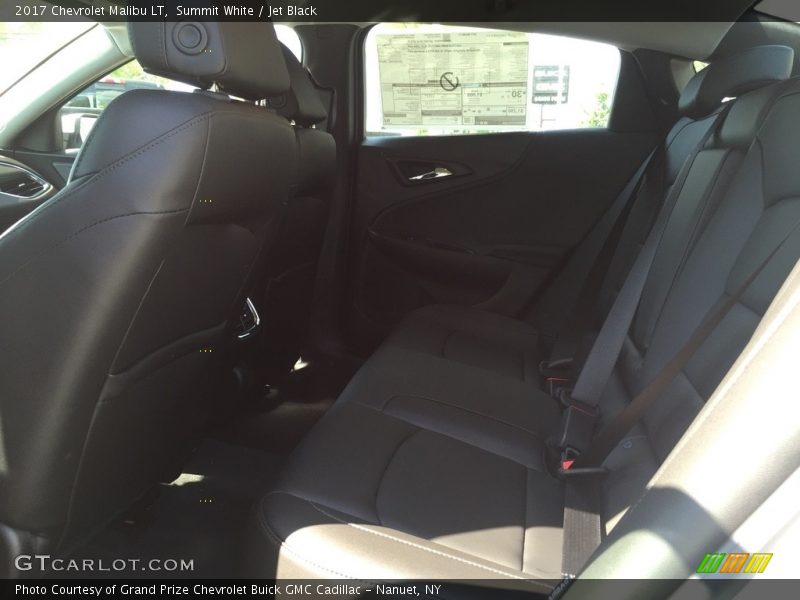 Summit White / Jet Black 2017 Chevrolet Malibu LT