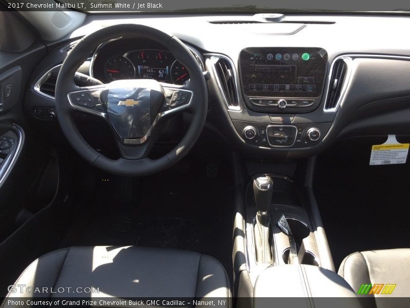 Summit White / Jet Black 2017 Chevrolet Malibu LT
