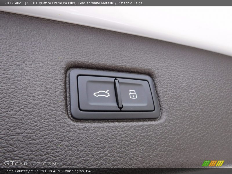 Glacier White Metallic / Pistachio Beige 2017 Audi Q7 3.0T quattro Premium Plus