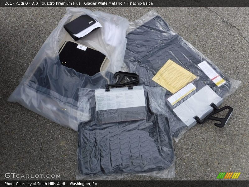 Glacier White Metallic / Pistachio Beige 2017 Audi Q7 3.0T quattro Premium Plus