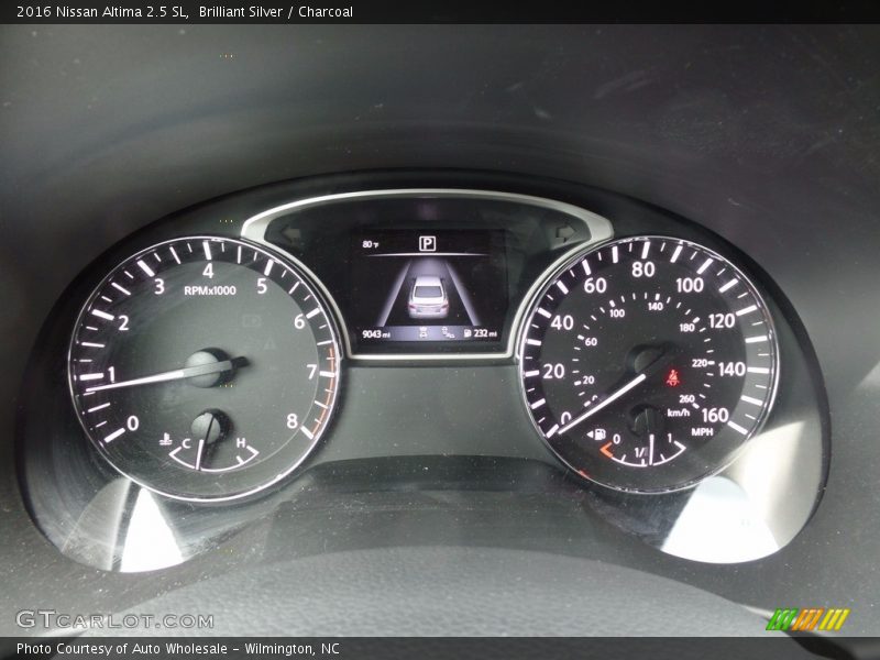 Brilliant Silver / Charcoal 2016 Nissan Altima 2.5 SL
