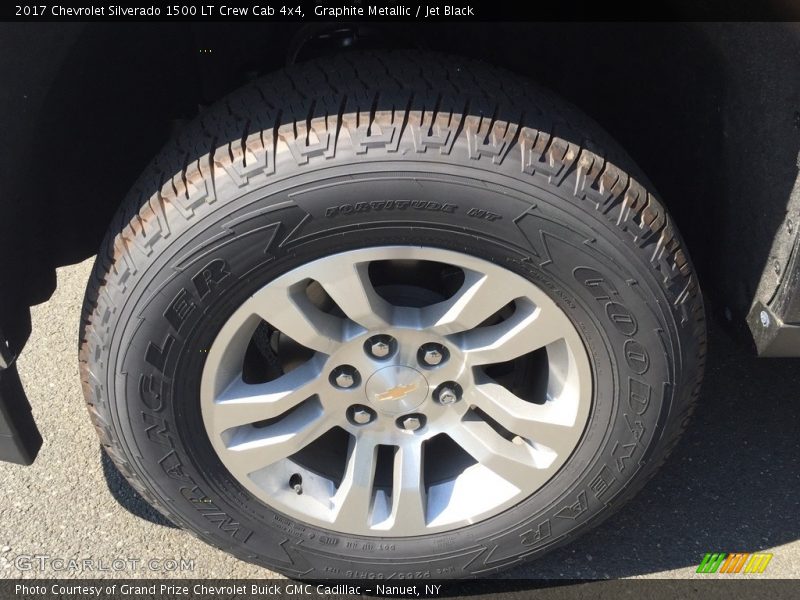 Graphite Metallic / Jet Black 2017 Chevrolet Silverado 1500 LT Crew Cab 4x4