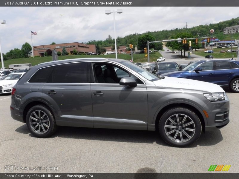 Graphite Gray Metallic / Black 2017 Audi Q7 3.0T quattro Premium Plus