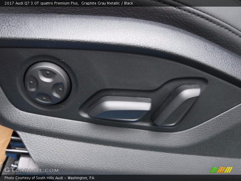 Graphite Gray Metallic / Black 2017 Audi Q7 3.0T quattro Premium Plus