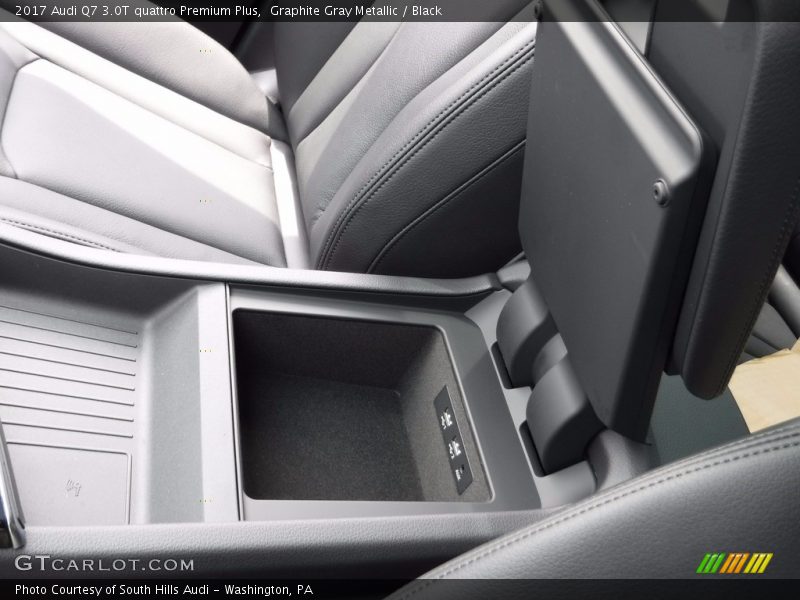 Graphite Gray Metallic / Black 2017 Audi Q7 3.0T quattro Premium Plus