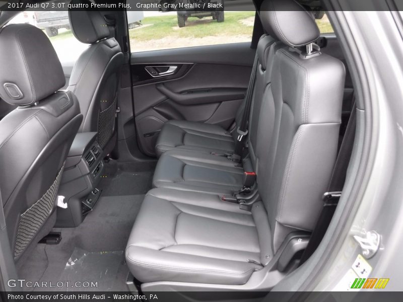 Graphite Gray Metallic / Black 2017 Audi Q7 3.0T quattro Premium Plus