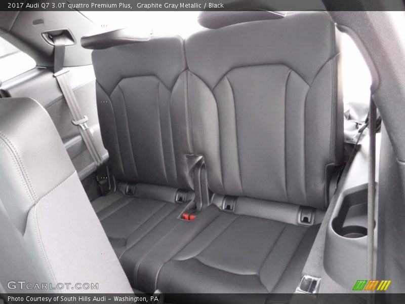 Graphite Gray Metallic / Black 2017 Audi Q7 3.0T quattro Premium Plus