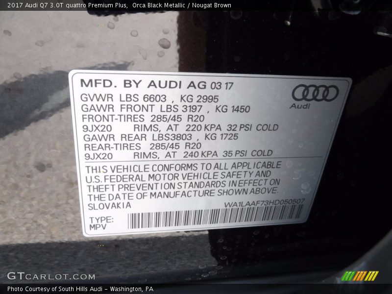 Orca Black Metallic / Nougat Brown 2017 Audi Q7 3.0T quattro Premium Plus