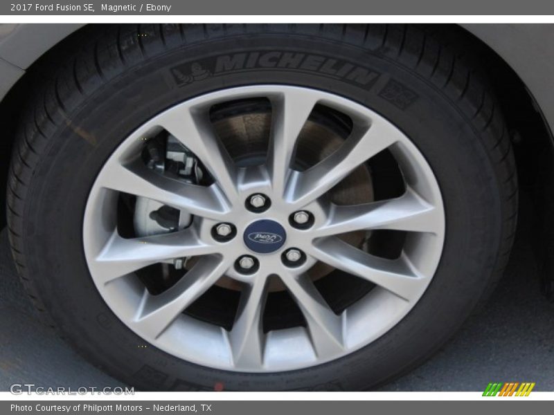 Magnetic / Ebony 2017 Ford Fusion SE