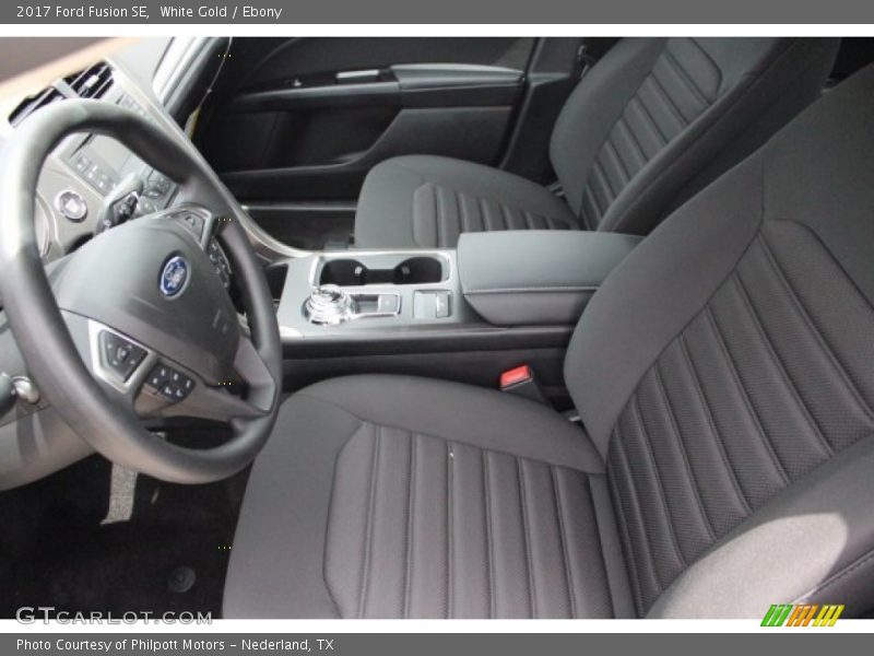 White Gold / Ebony 2017 Ford Fusion SE