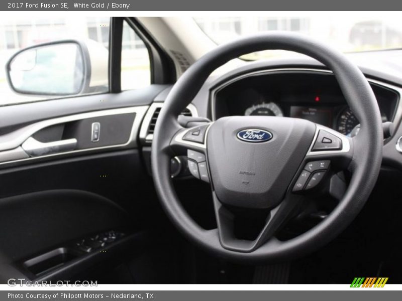 White Gold / Ebony 2017 Ford Fusion SE