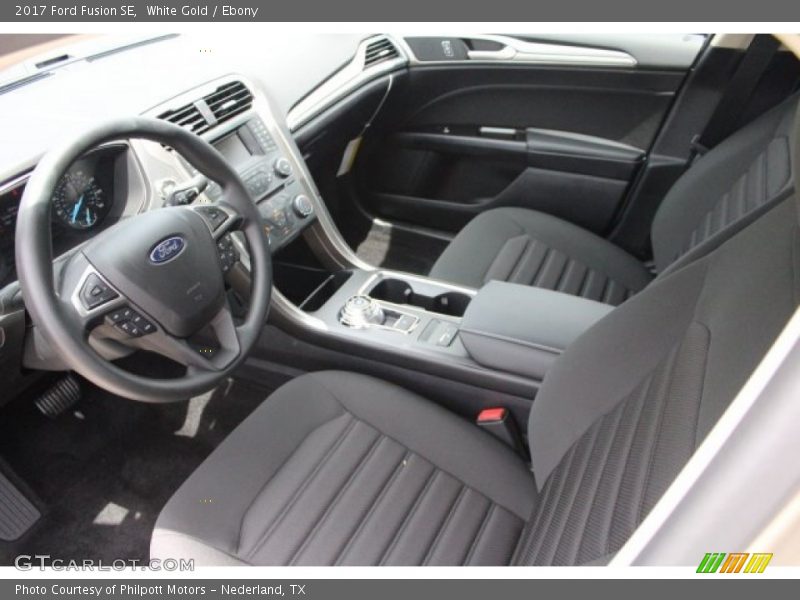 White Gold / Ebony 2017 Ford Fusion SE