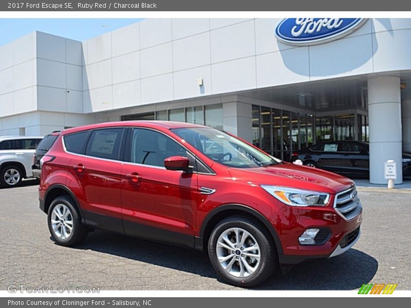 Ruby Red / Charcoal Black 2017 Ford Escape SE