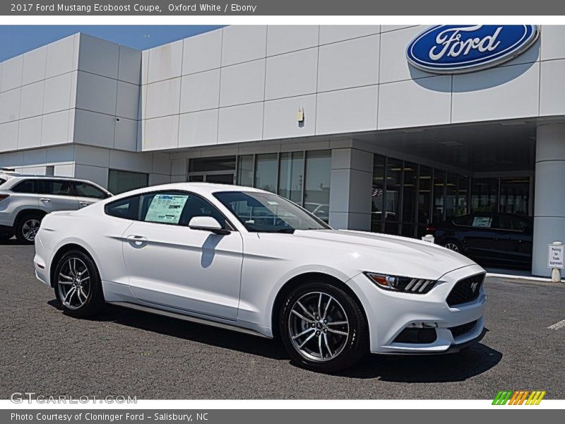 Oxford White / Ebony 2017 Ford Mustang Ecoboost Coupe