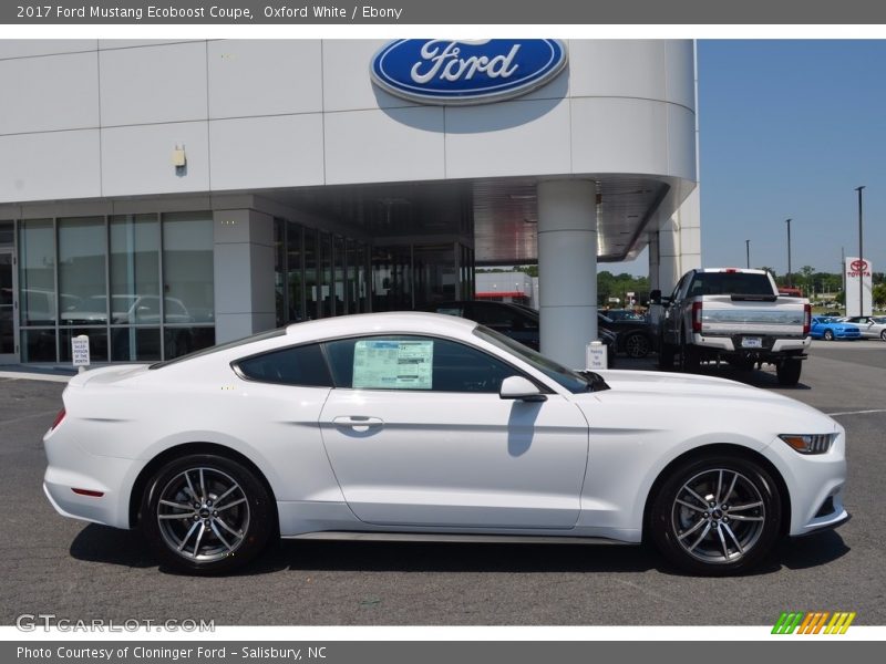Oxford White / Ebony 2017 Ford Mustang Ecoboost Coupe