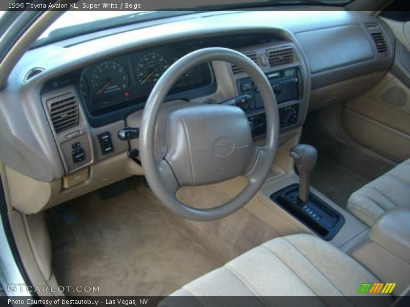 Super White / Beige 1996 Toyota Avalon XL