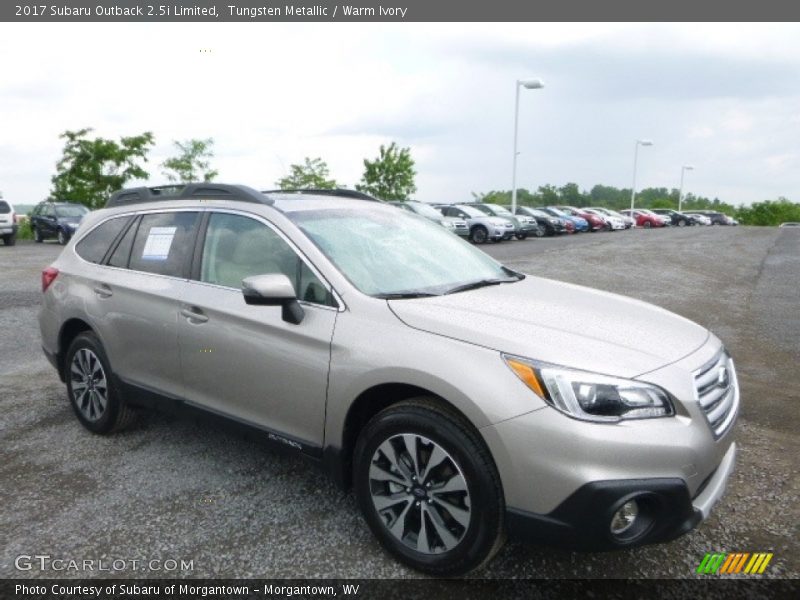 Tungsten Metallic / Warm Ivory 2017 Subaru Outback 2.5i Limited