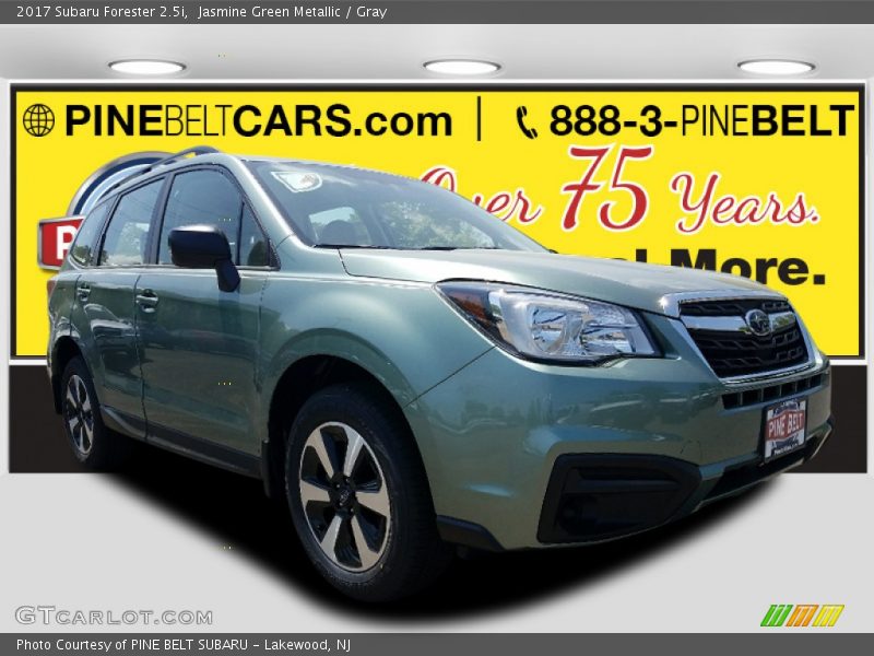 Jasmine Green Metallic / Gray 2017 Subaru Forester 2.5i
