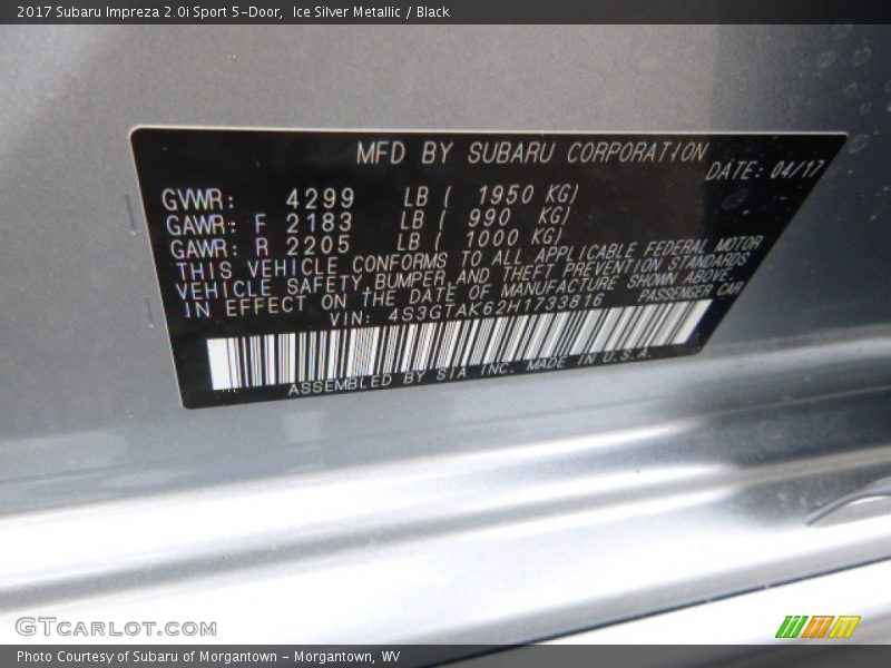 Ice Silver Metallic / Black 2017 Subaru Impreza 2.0i Sport 5-Door