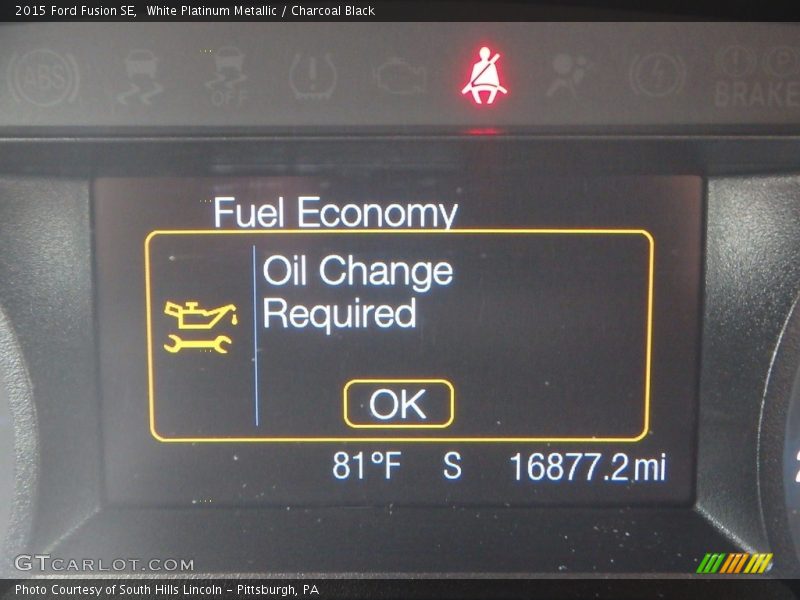 White Platinum Metallic / Charcoal Black 2015 Ford Fusion SE