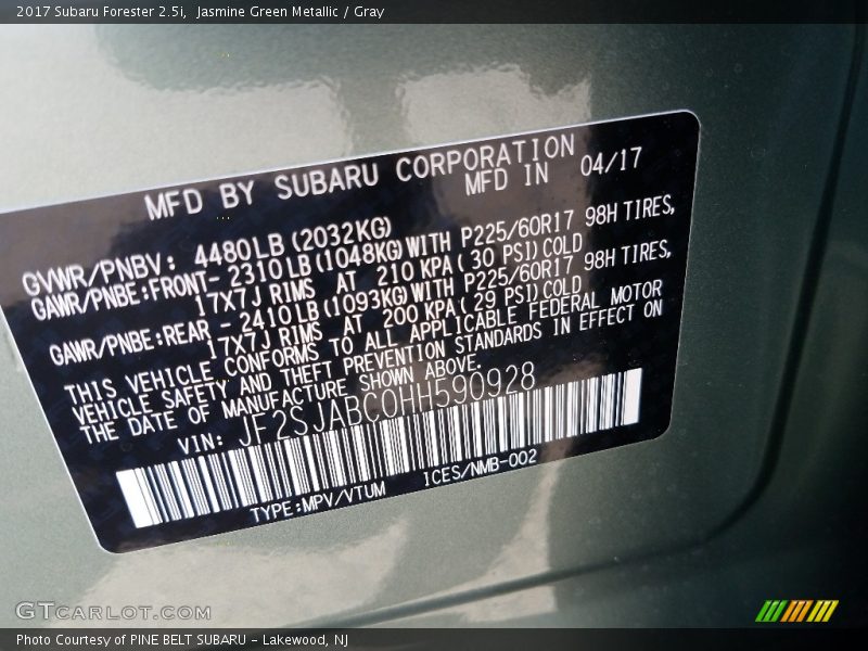 Jasmine Green Metallic / Gray 2017 Subaru Forester 2.5i