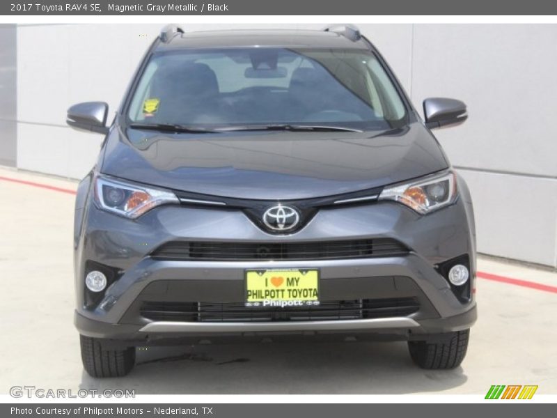 Magnetic Gray Metallic / Black 2017 Toyota RAV4 SE