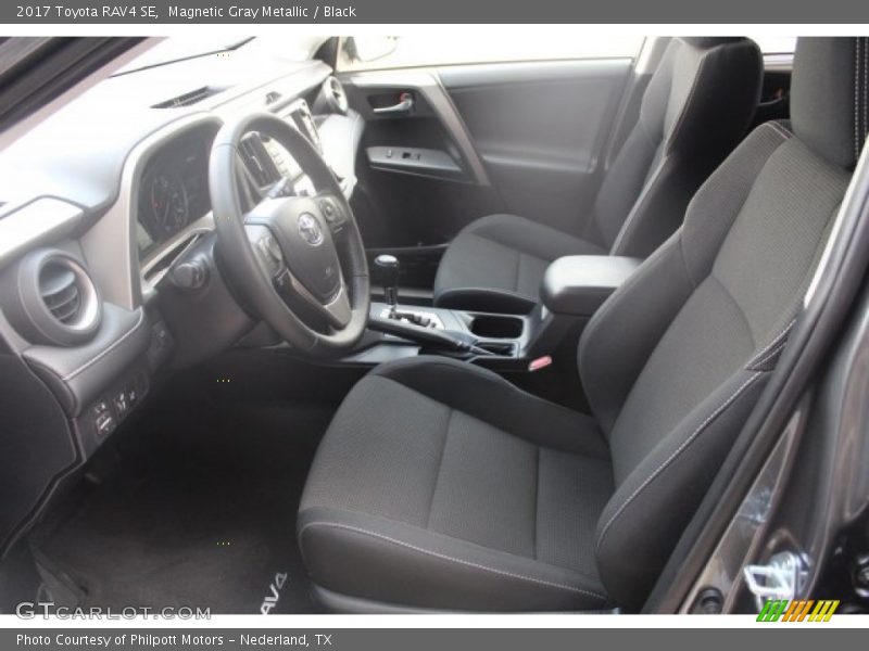 Magnetic Gray Metallic / Black 2017 Toyota RAV4 SE