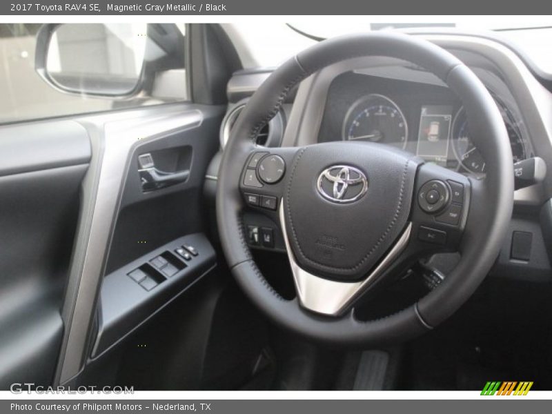 Magnetic Gray Metallic / Black 2017 Toyota RAV4 SE