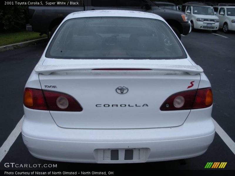 Super White / Black 2001 Toyota Corolla S
