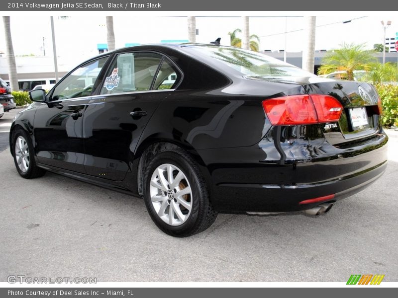 Black / Titan Black 2014 Volkswagen Jetta SE Sedan