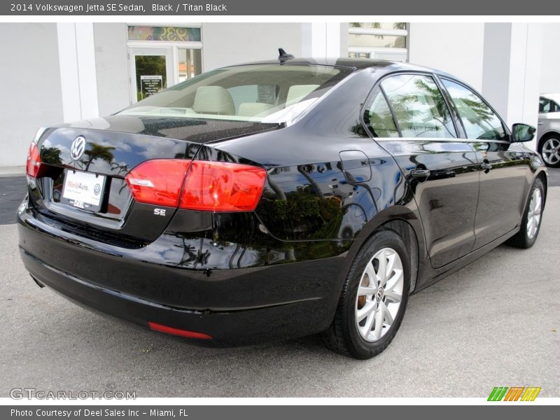 Black / Titan Black 2014 Volkswagen Jetta SE Sedan
