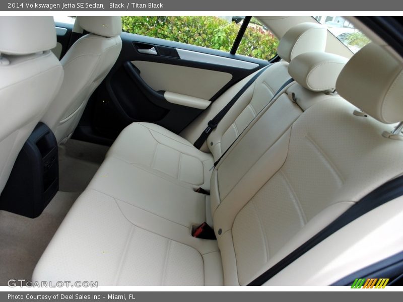 Black / Titan Black 2014 Volkswagen Jetta SE Sedan
