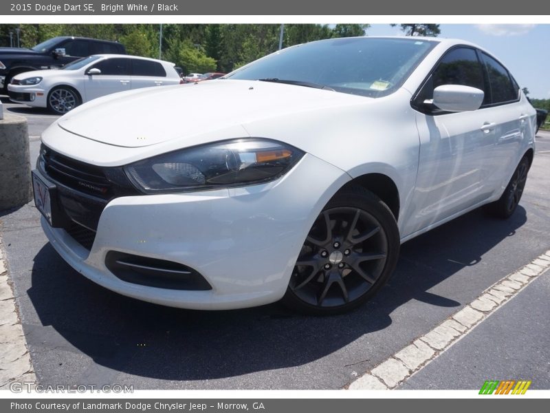 Bright White / Black 2015 Dodge Dart SE