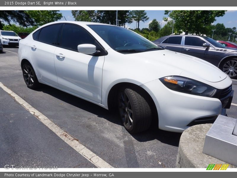 Bright White / Black 2015 Dodge Dart SE