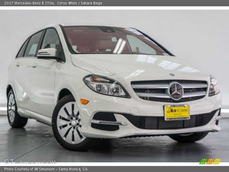 Cirrus White / Sahara Beige 2017 Mercedes-Benz B 250e