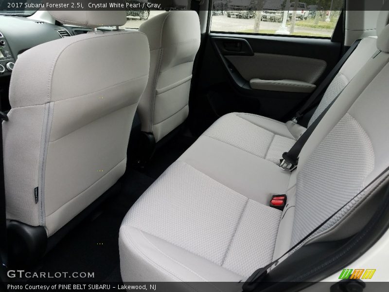Crystal White Pearl / Gray 2017 Subaru Forester 2.5i