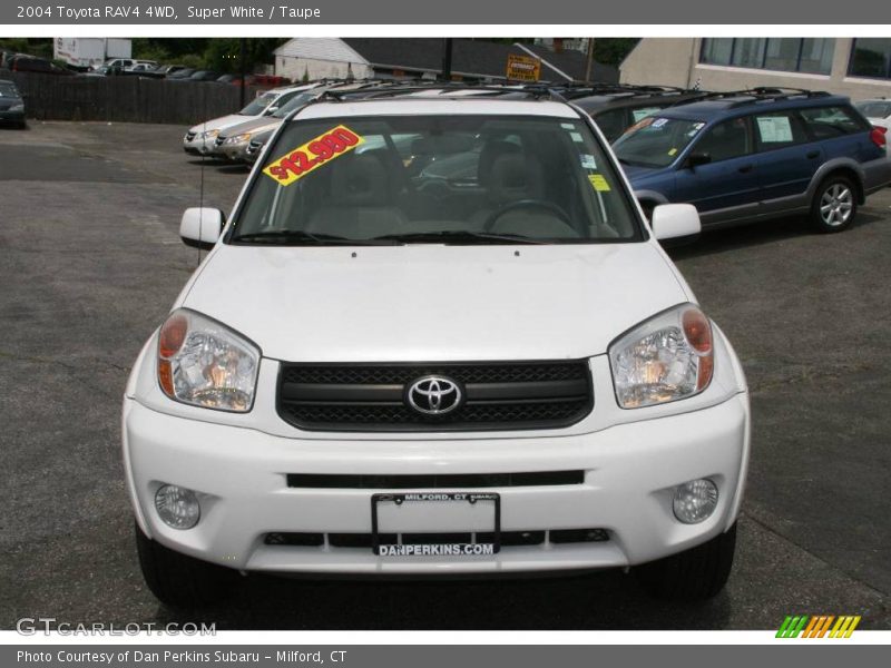 Super White / Taupe 2004 Toyota RAV4 4WD