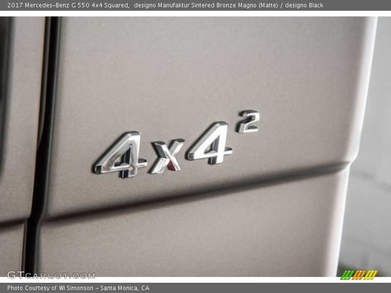  2017 G 550 4x4 Squared Logo