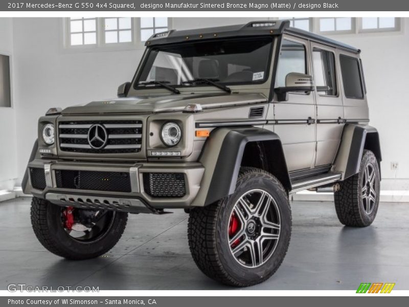 Front 3/4 View of 2017 G 550 4x4 Squared