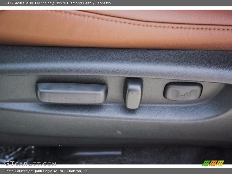 White Diamond Pearl / Espresso 2017 Acura MDX Technology