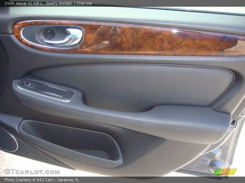 Quartz Metallic / Charcoal 2006 Jaguar XJ XJ8 L
