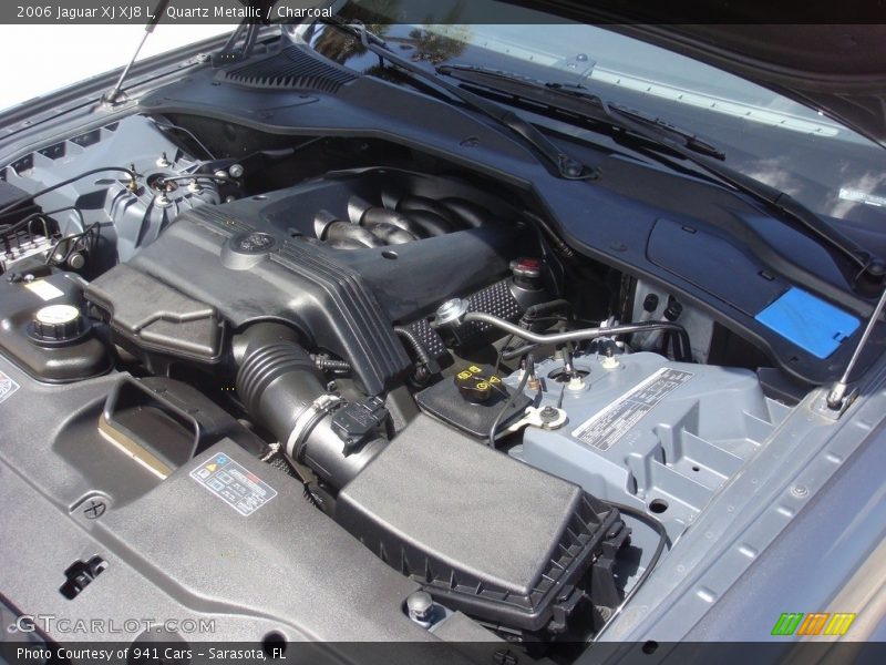 Quartz Metallic / Charcoal 2006 Jaguar XJ XJ8 L