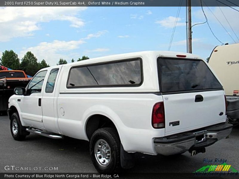Oxford White / Medium Graphite 2001 Ford F250 Super Duty XL SuperCab 4x4