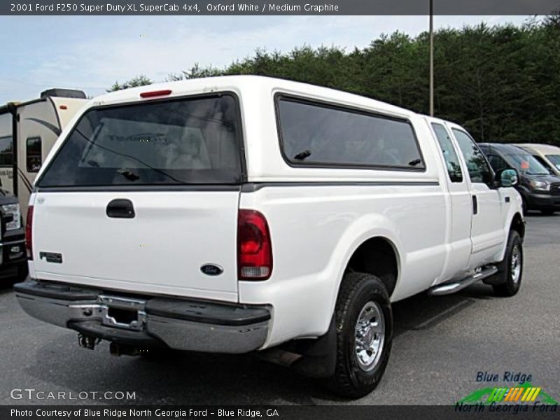 Oxford White / Medium Graphite 2001 Ford F250 Super Duty XL SuperCab 4x4