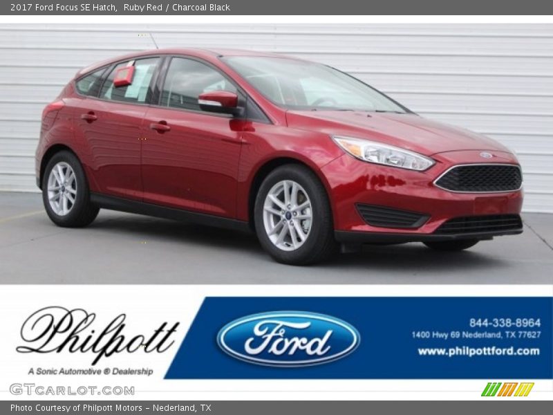 Ruby Red / Charcoal Black 2017 Ford Focus SE Hatch