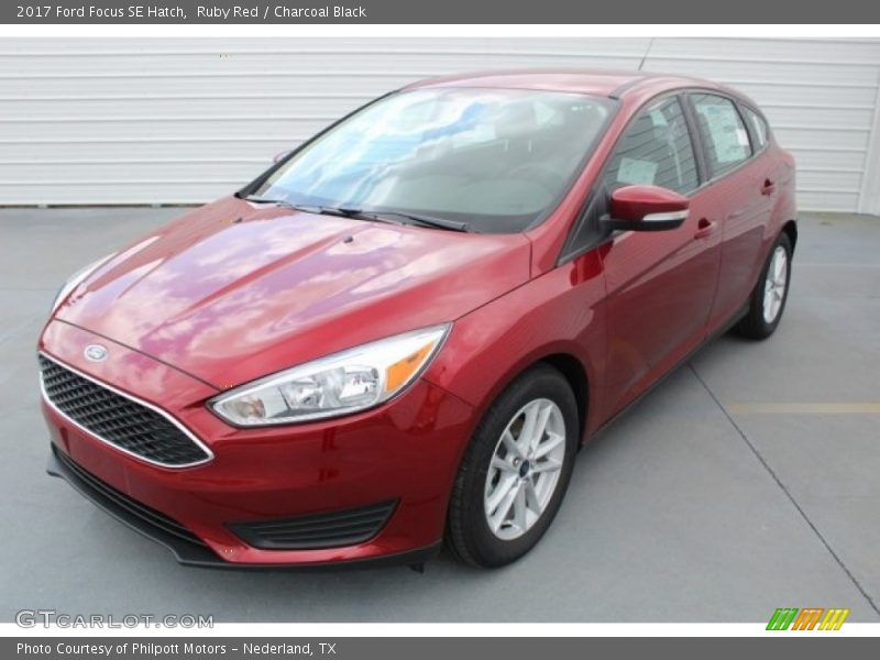 Ruby Red / Charcoal Black 2017 Ford Focus SE Hatch