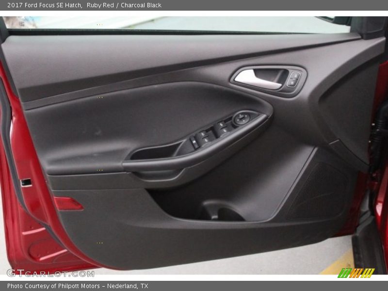 Ruby Red / Charcoal Black 2017 Ford Focus SE Hatch